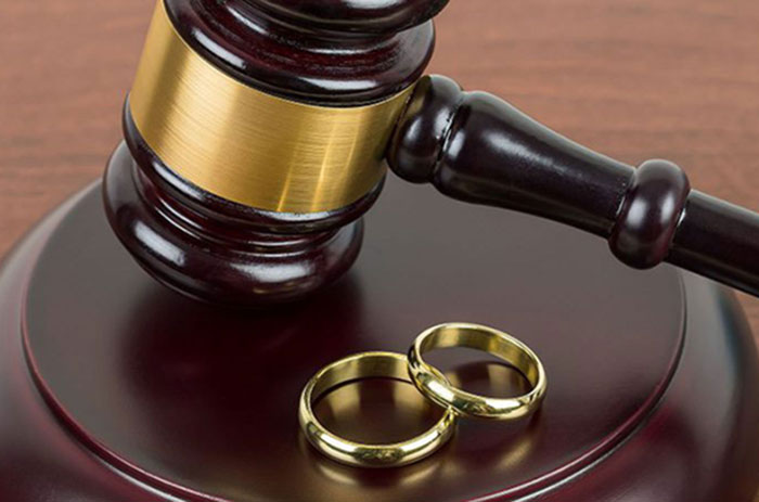 طلاق غیابی از طرف زن + شرایط و مراحل دادخواست 
