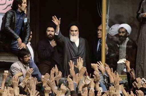 امام خمینی در جمع مردم
