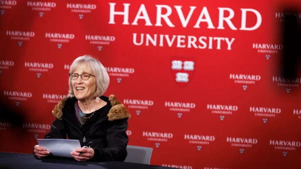 کلودیا گلدن برنده جایزه نوبل اقتصاد در دانشگاه هاروارد