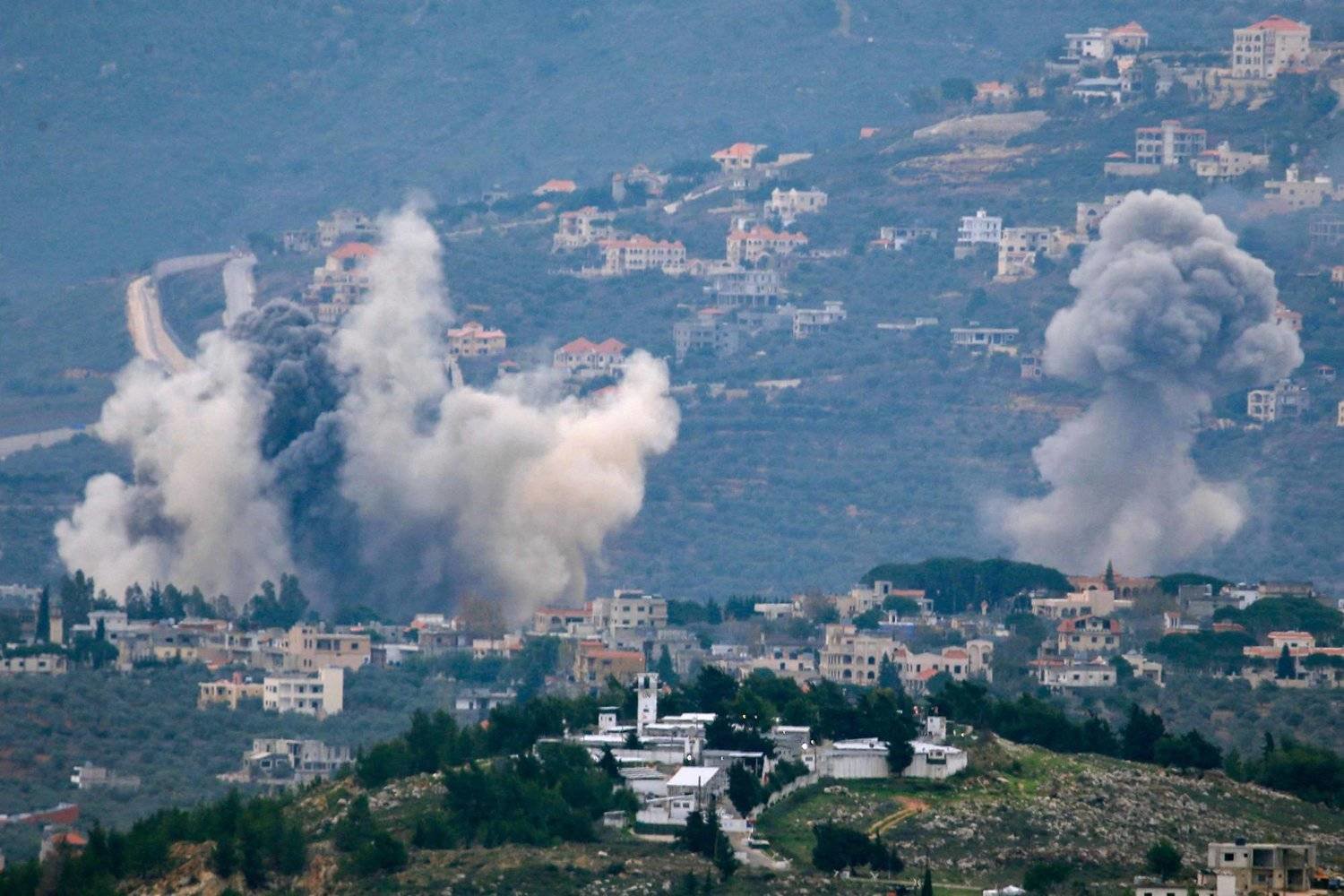 حمله اسرائیل به شهرهای جنوب لبنان