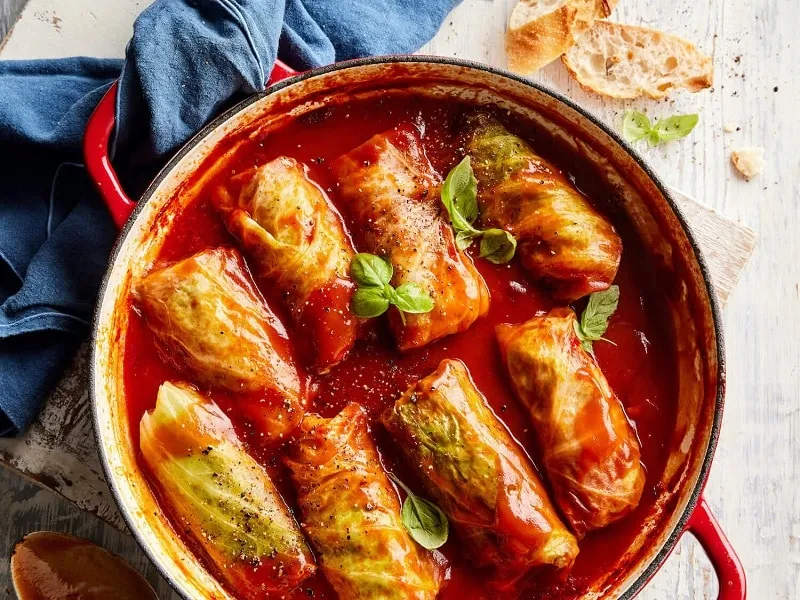 طرز تهیه دلمه کلم برگ تبریزی اصل همراه با فوت و فنها