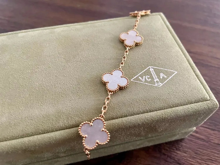 دستبند ونکلیف