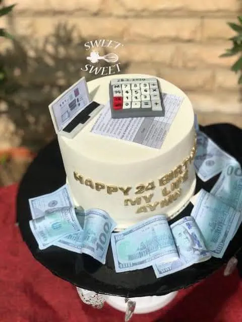 ایده کیک حسابدار