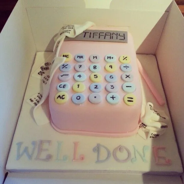 ایده کیک حسابدار