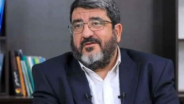 هشدار فواد ایزدی: نتانیاهو رضایت ترامپ را برای جنگ جلب می کند!