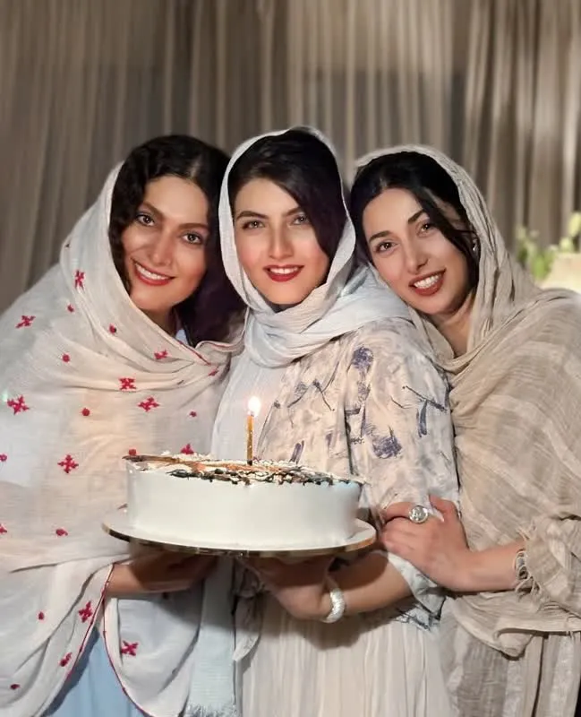 زهرا سزاوار
