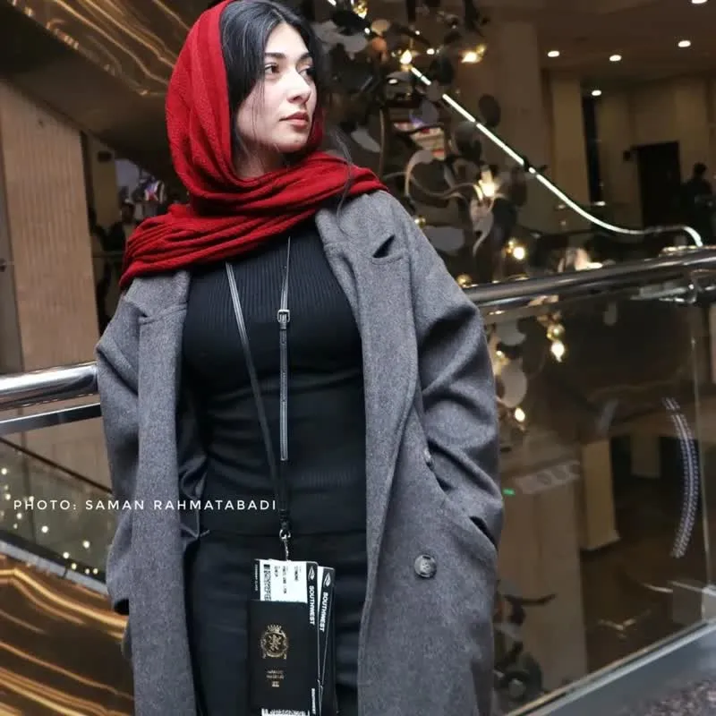 زهرا سزاوار