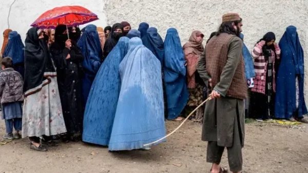 محدودیت جدید طالبان علیه زنان ؛ حرف زدن ممنوع!