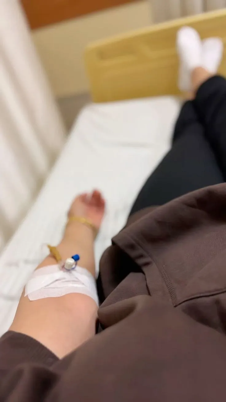 عکس دست سرم زده