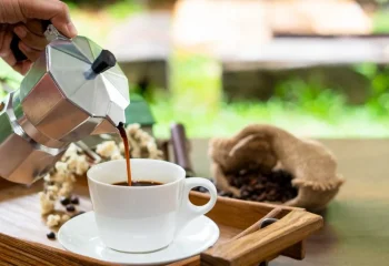 طرز تهیه قهوه با موکاپات (راهنمای گام به گام و تصویری)