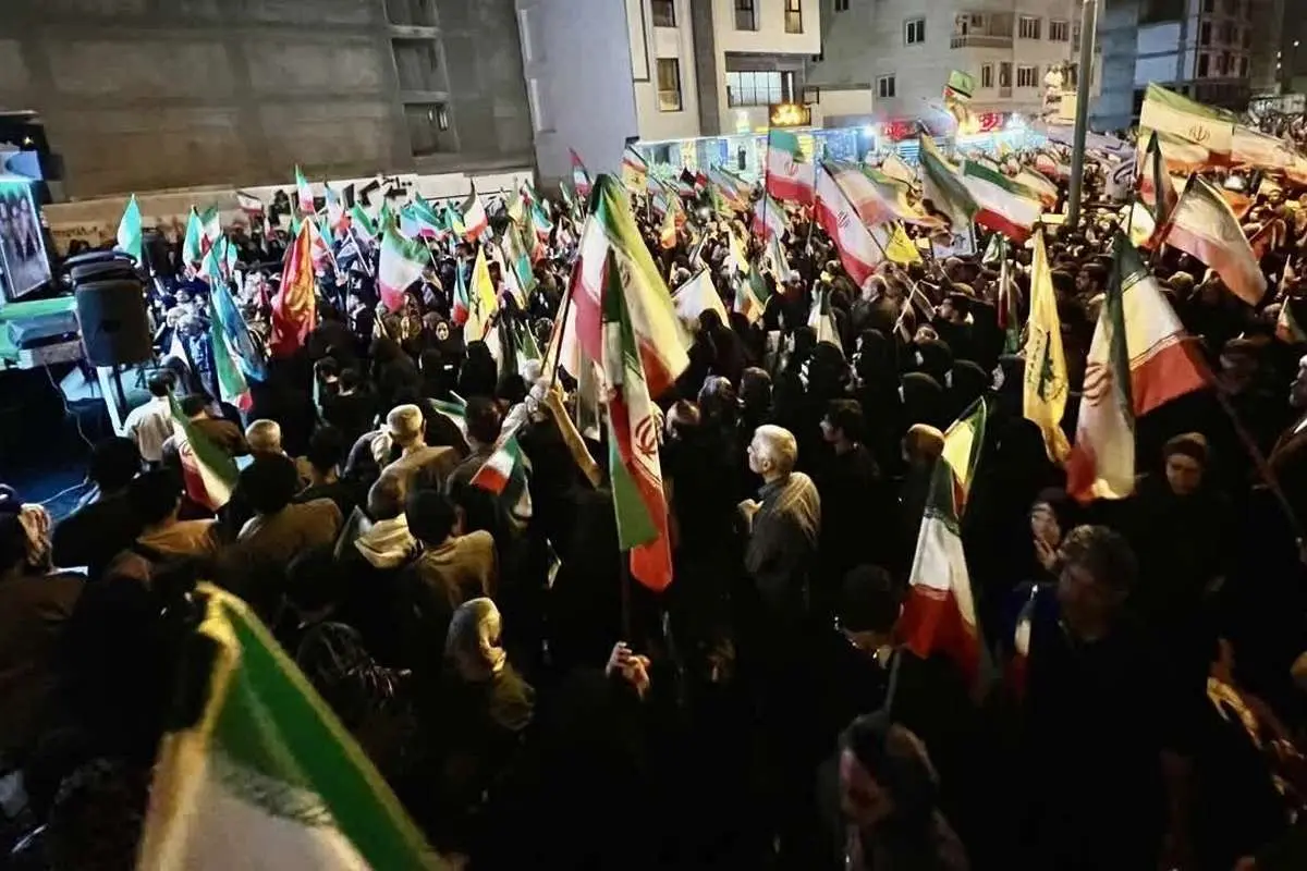 تجمعات خیابانی در حمایت از انقلاب