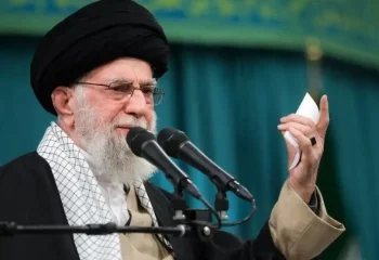 اعلام زمان برگزاری نماز بر پیکر مطهر رهبر شهید