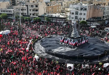احمدینژاد در مراسم تشییع حاضر شد + عکس