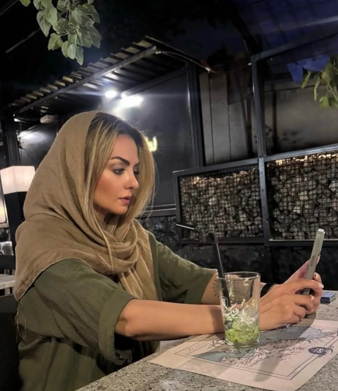 بیتا سحر خیز