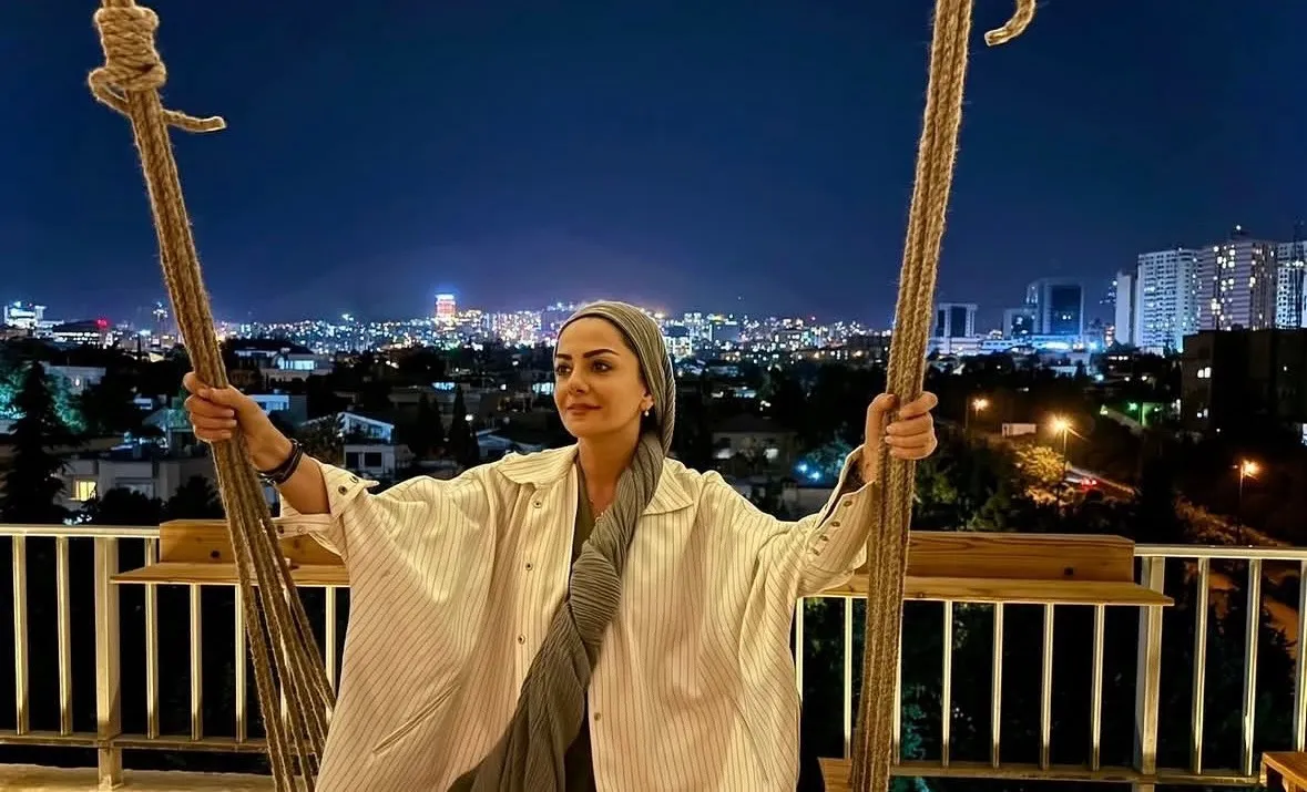 بیتا سحر خیز