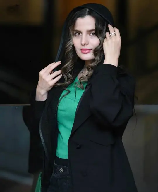 عکس غزاله اکرمی