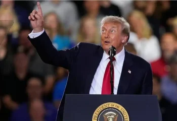 ترامپ: تنها راه، ادامه حملات علیه ایران است!