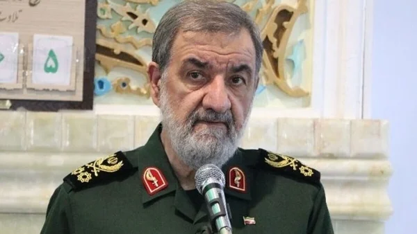 محسن رضایی در حال اعلام شرایط ایران برای مذاکره