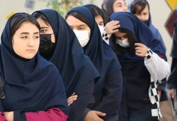 آرزوی مرگ دختر 15 ساله در برگه امتحانی! + عکس