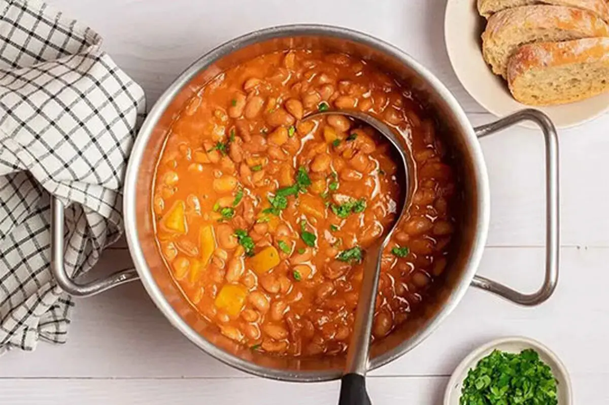 خوراک لوبیا چیتی با قارچ برای 4 نفر