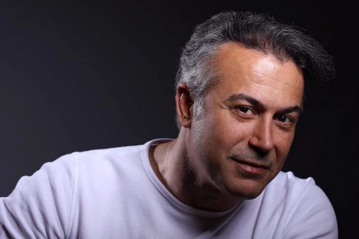 دانیال حکیمی در نقش علی جلالی