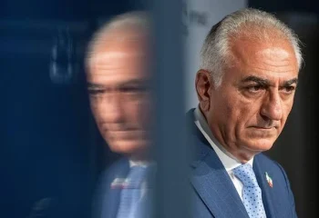 رضا پهلوی از حمله به فرودگاه ریاض ابراز تأسف کرد! + عکس
